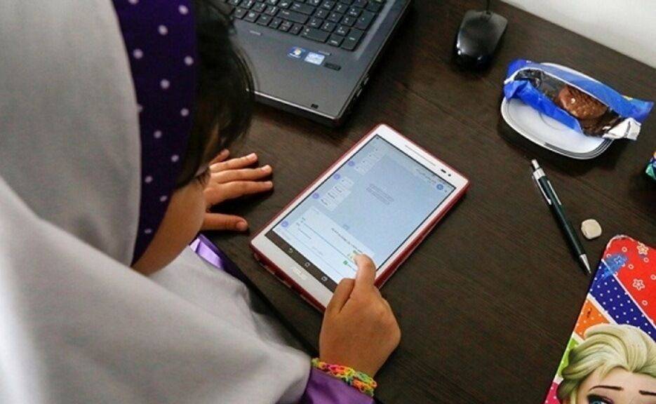 آموزش و پرورش:‌ دانش‌آموزان فارس، سال تحصیلی را مجازی شروع می‌کنند