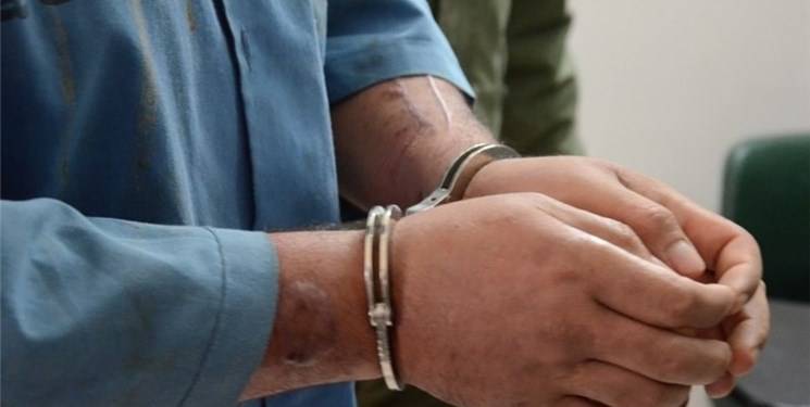 بازداشت کارمند متخلف علوم پزشکی فسا در پی توزیع و تزریق غیر قانونی داروهای کرونا