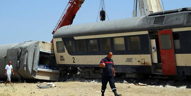 بیش از ۳۰ مجروح در پی برخورد دو قطار در تونس