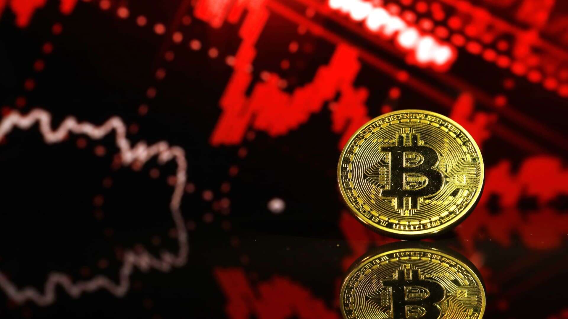 سقوط ناگهانی بیت کوین به زیر 80,000 دلار؛ لیکویید شدن بیش از 670 میلیون دلار