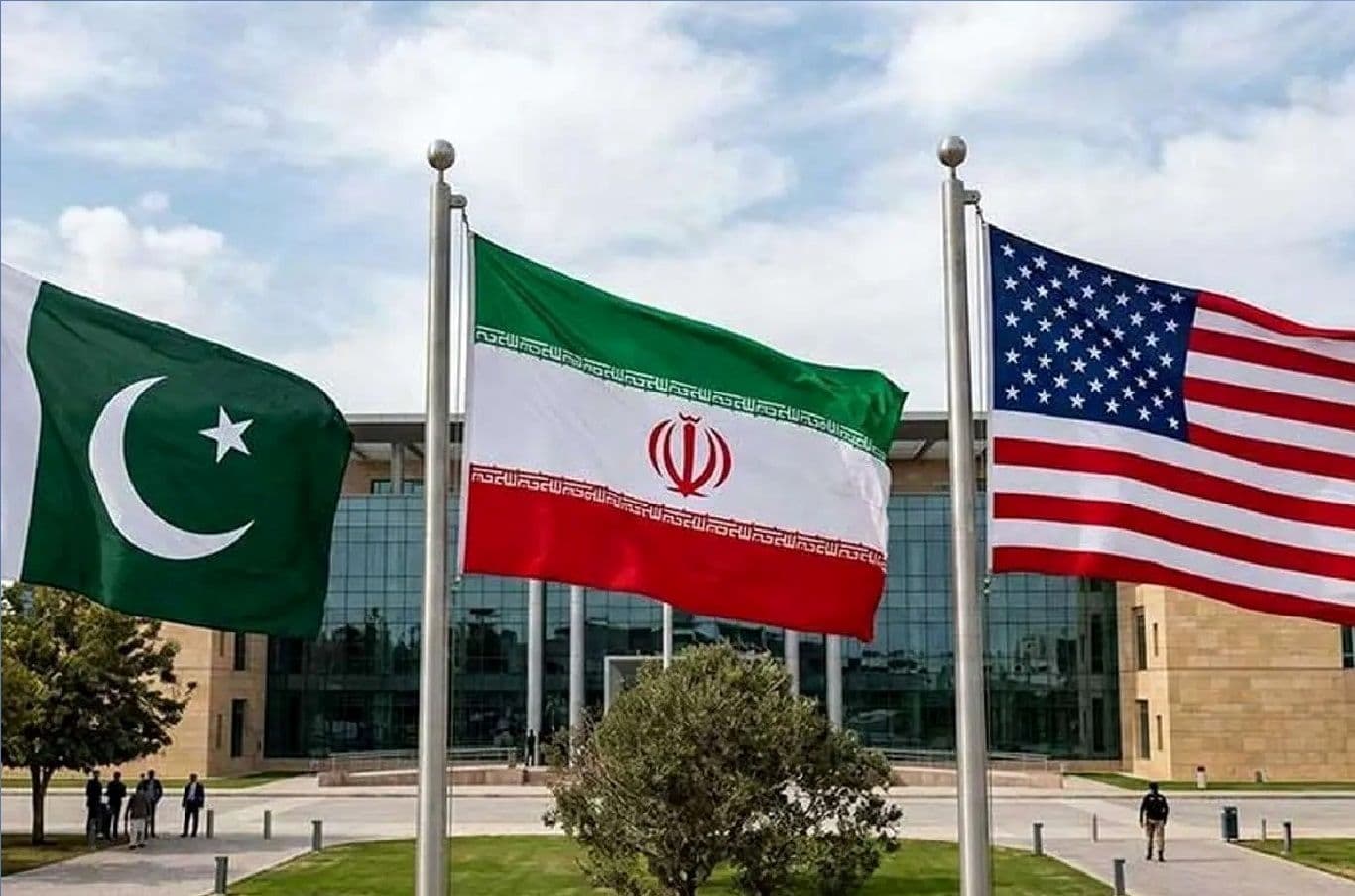 الحدث: ایران با توقف غنیسازی اورانیوم در ازای کاهش تحریمهای آمریکا موافقت کرد