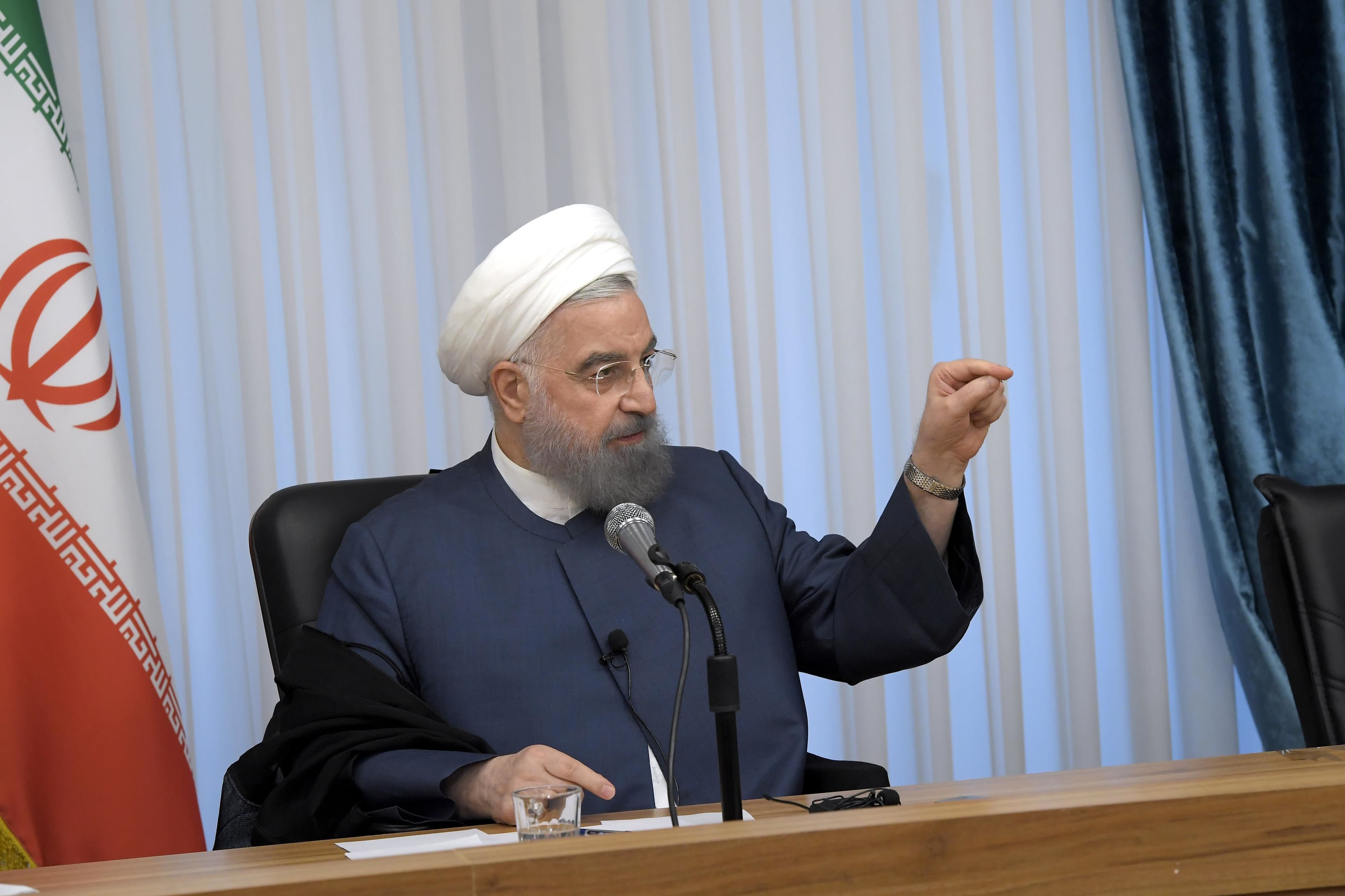 روحانی: در تصمیمگیریهای جنگ قدرت سیاسی باید وارد عمل شود+ فیلم