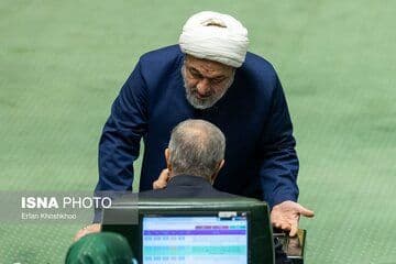 انتقاد روزنامه جوان از طرح مسئله زندانی شدن رسایی در تجمعات شبانه/ باید اجازه دهیم که تجمعات و حرکت امت مبعوث در چارچوب امر ملی باقی بماند