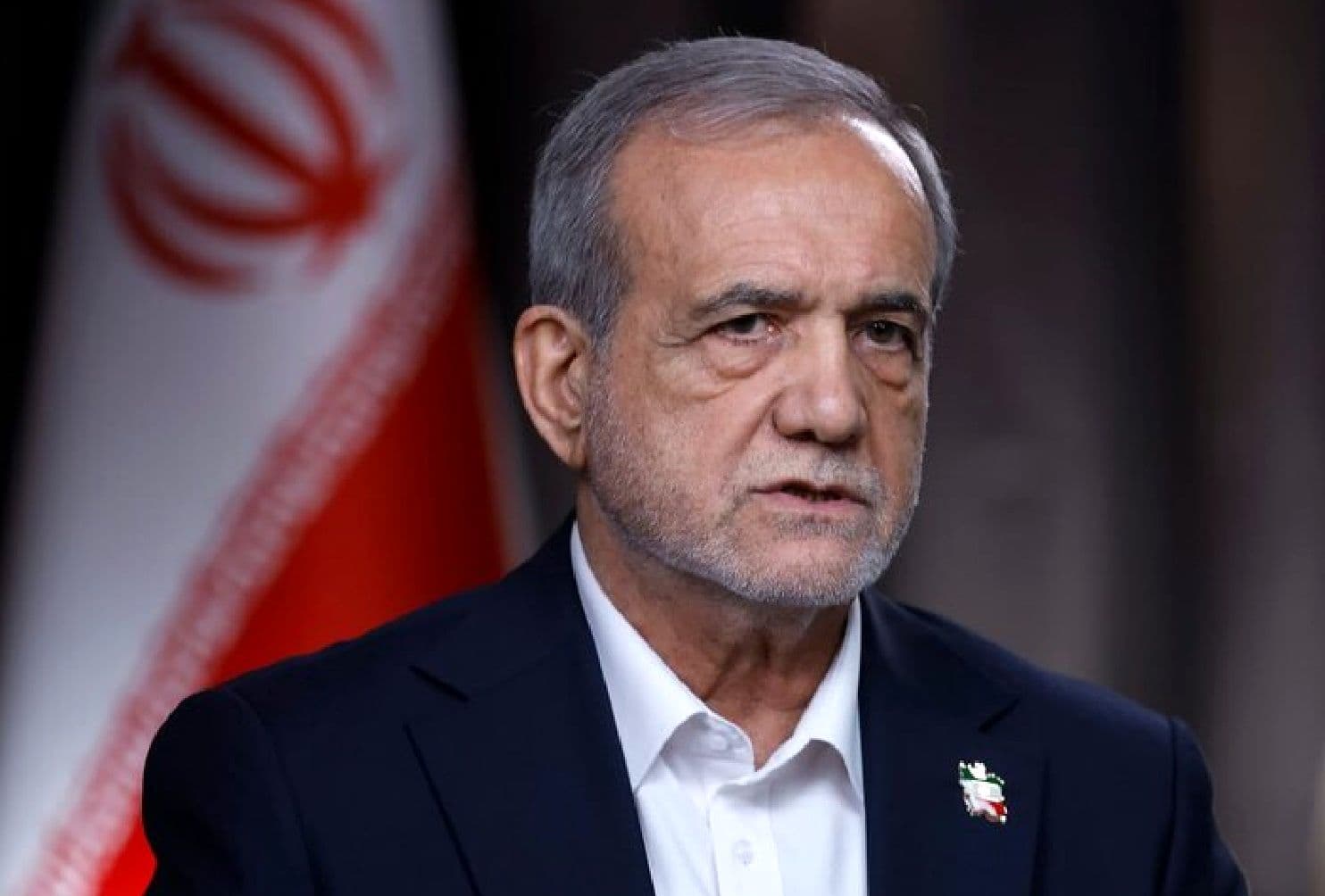 پزشکیان: در یک جنگ تمامعیار قرار داریم/ ضمن اینکه در حال مذاکره هستیم برنامه تابآوری را دنبال میکنیم