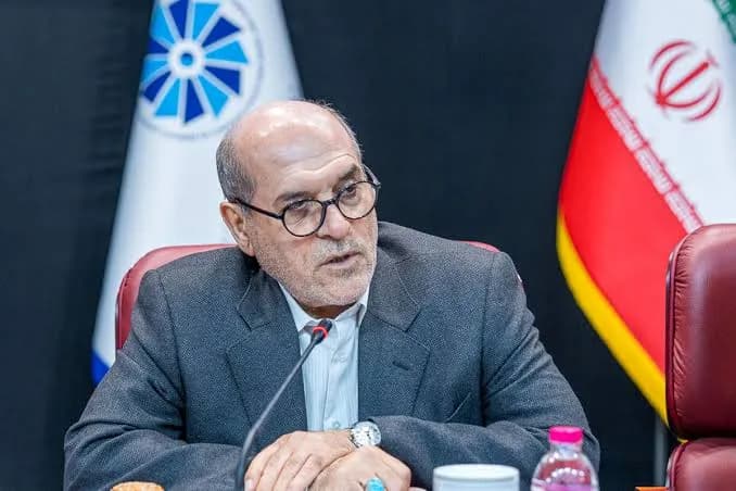 نجفیعرب: اقتصاد ایران با ۸ بحران عمیق روبهروست | آسیب به کسبوکارها بحران برای تمام جامعه است