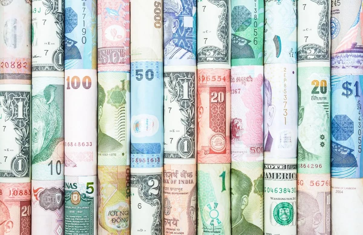 قیمت دلار و قیمت یورو امروز یکشنبه ۲۶ مهر ۱۴۰۵