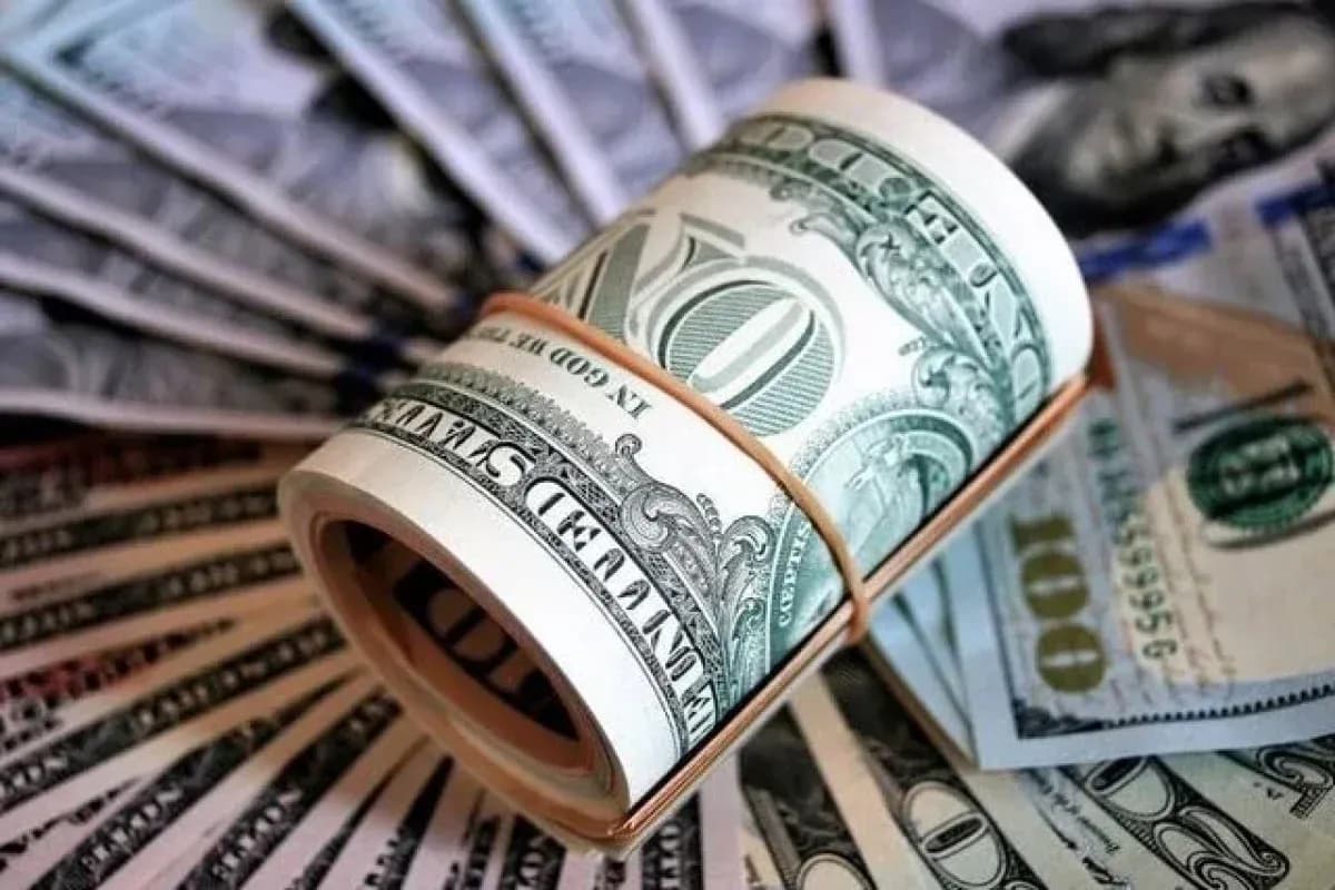 قیمت دلار آزاد امروز چهارشنبه 8 مهر 1405