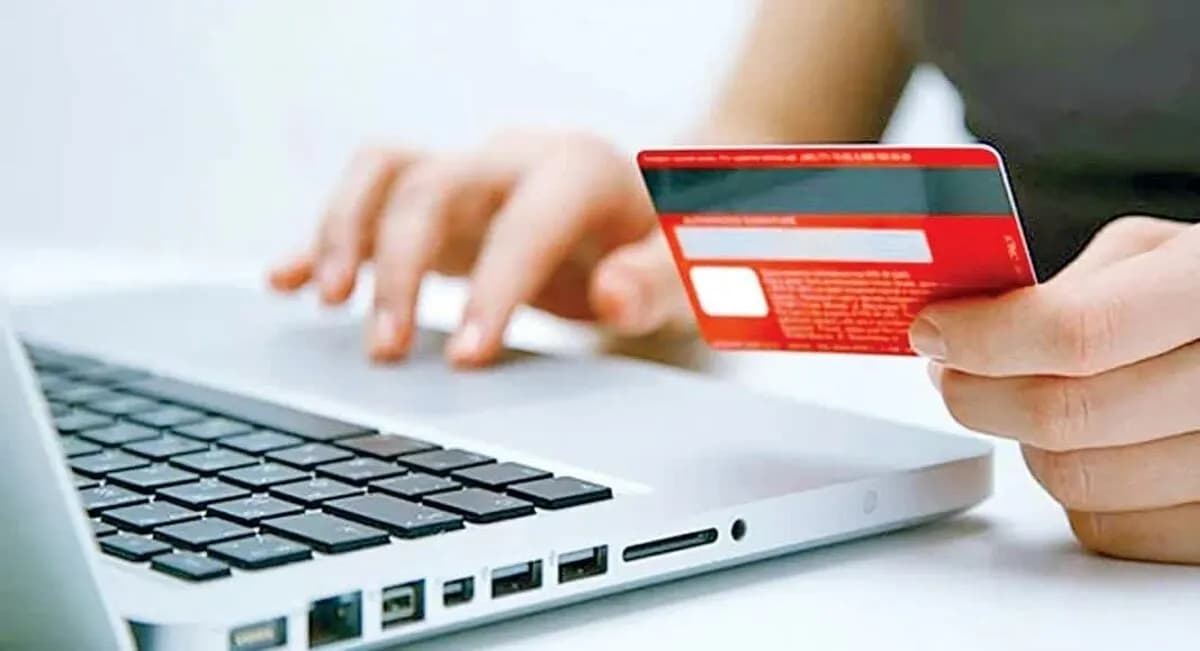 انگلیس، اعتبار مجوز فعالیتهای ضروری چهار بانک ایرانی را لغو کرد