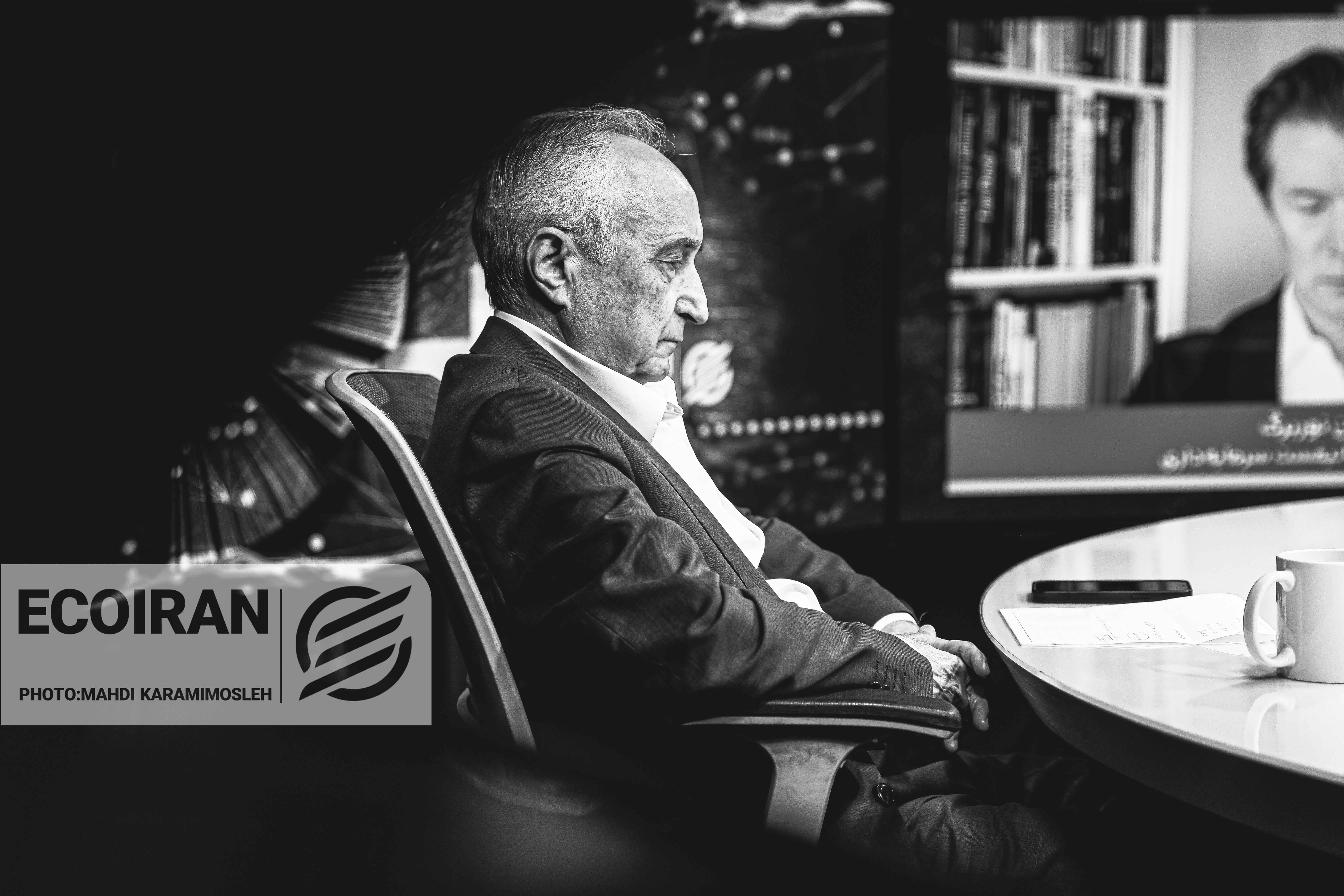 غنینژاد: هرجا چپها سکاندار بودند فاجعه به بار آمد، آنها بیآبرو شدهاند