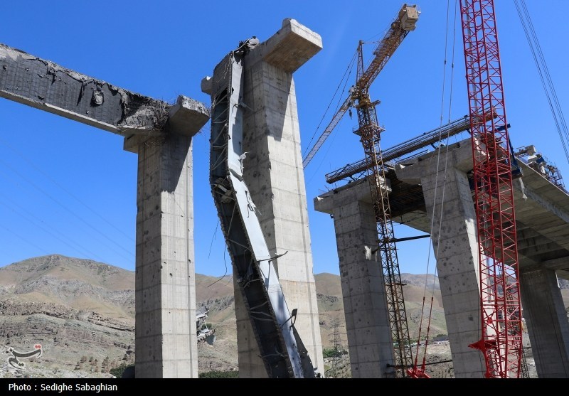 آغاز بازسازی پل B1 با ترک تشریفات توسط پیمانکار قبلی