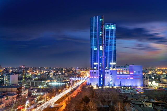 پاریز شرق؛ وقتی یک شرکت ساختمانی وارد بازی توسعه گری می شود