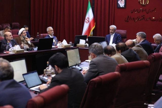 وزیر اقتصاد: دستورالعمل دولت برای ساماندهی سهام عدالت در آستانه نهایی شدن است