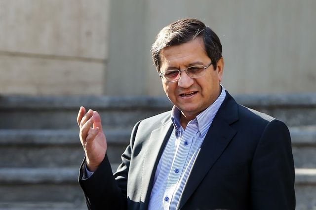 پاسخ رئیس کل بانک مرکزی به ادعای اثرگذاری فشار اقتصادی آمریکا بر ایران