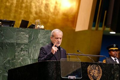 انتقاد تند پزشکیان از کشورهای اروپایی/ اقدامات اروپایی‌ها در موضوع اسنپ بک و برجام آنها را از چرخه تاثیرگذاری در تحولات بین‌المللی خارج کرد