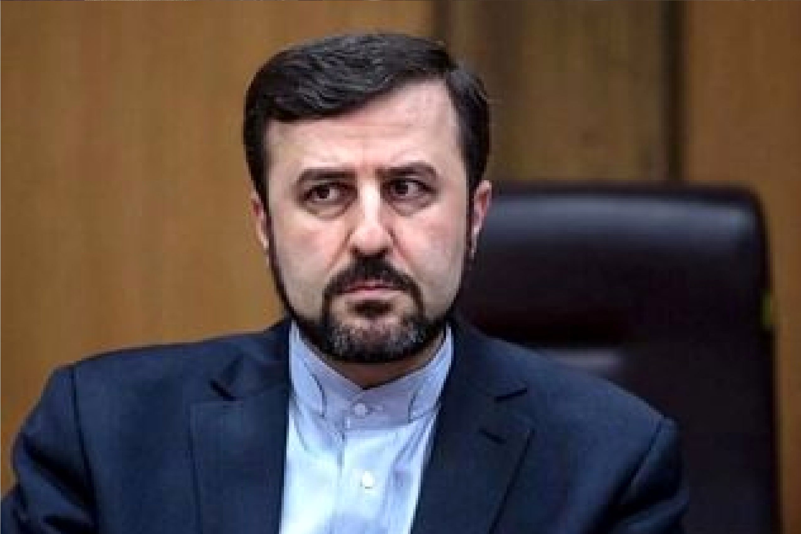 زلنسکی دروغگویی ترامپ را درباره هرمز برملا کرد/ غریب‌آبادی: تنگه هرمز بخش حیاتی و انکارناپذیر از امنیت ملی جمهوری اسلامی ایران است