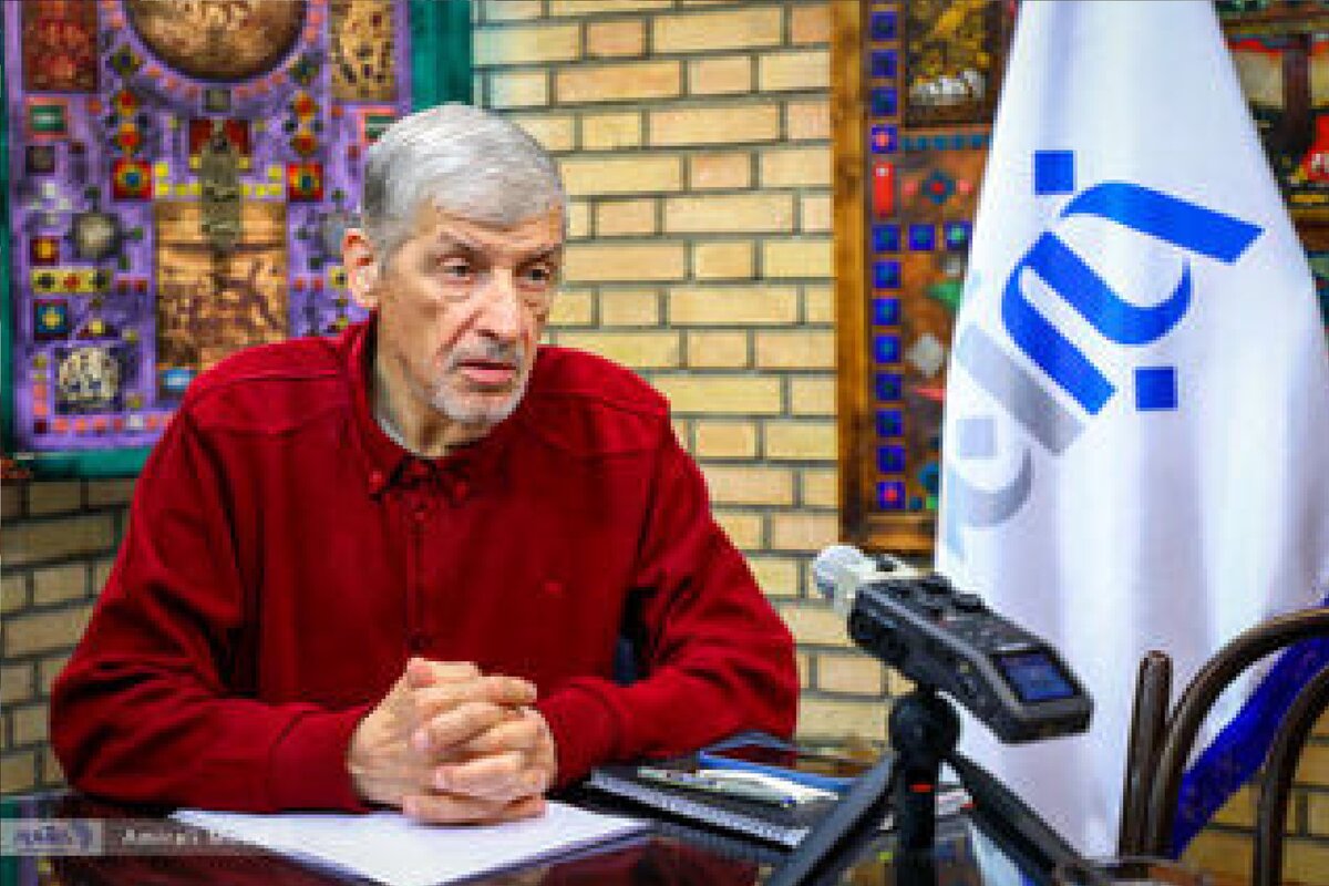 فتنه احمدی نژاد هنوز ادامه دارد / روایت حقیقت‌پور از تندروی‌ها در کشور 