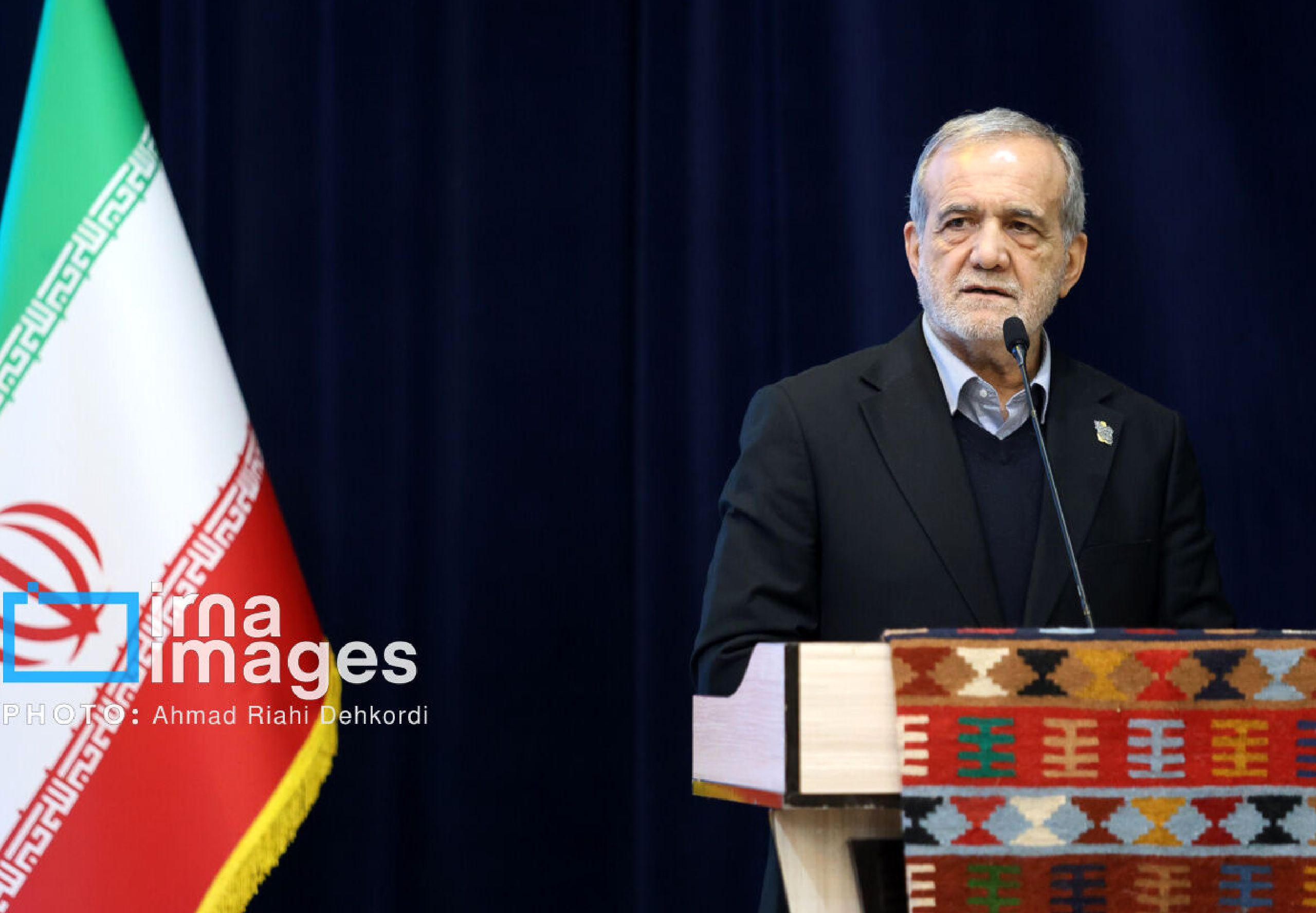 پزشکیان: مبلغ کالابرگ از این ماه بیشتر می‌شود/ هرچه از افزایش قیمت بنزین درآمده به کالابرگ اضافه می‌شود +فیلم 