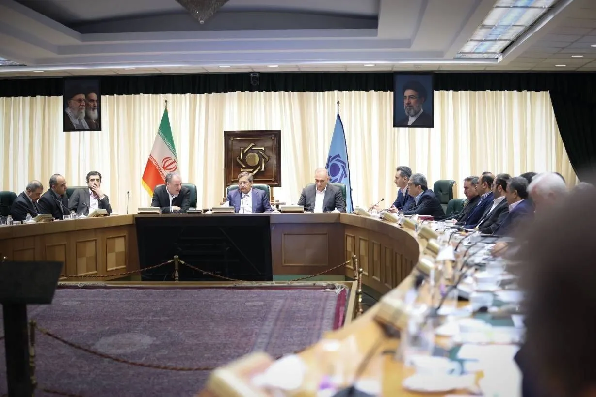 هشدار بانک مرکزی به بانک‌ها | همتی: حساب‌های مظنون به پولشویی مسدود می‌شود