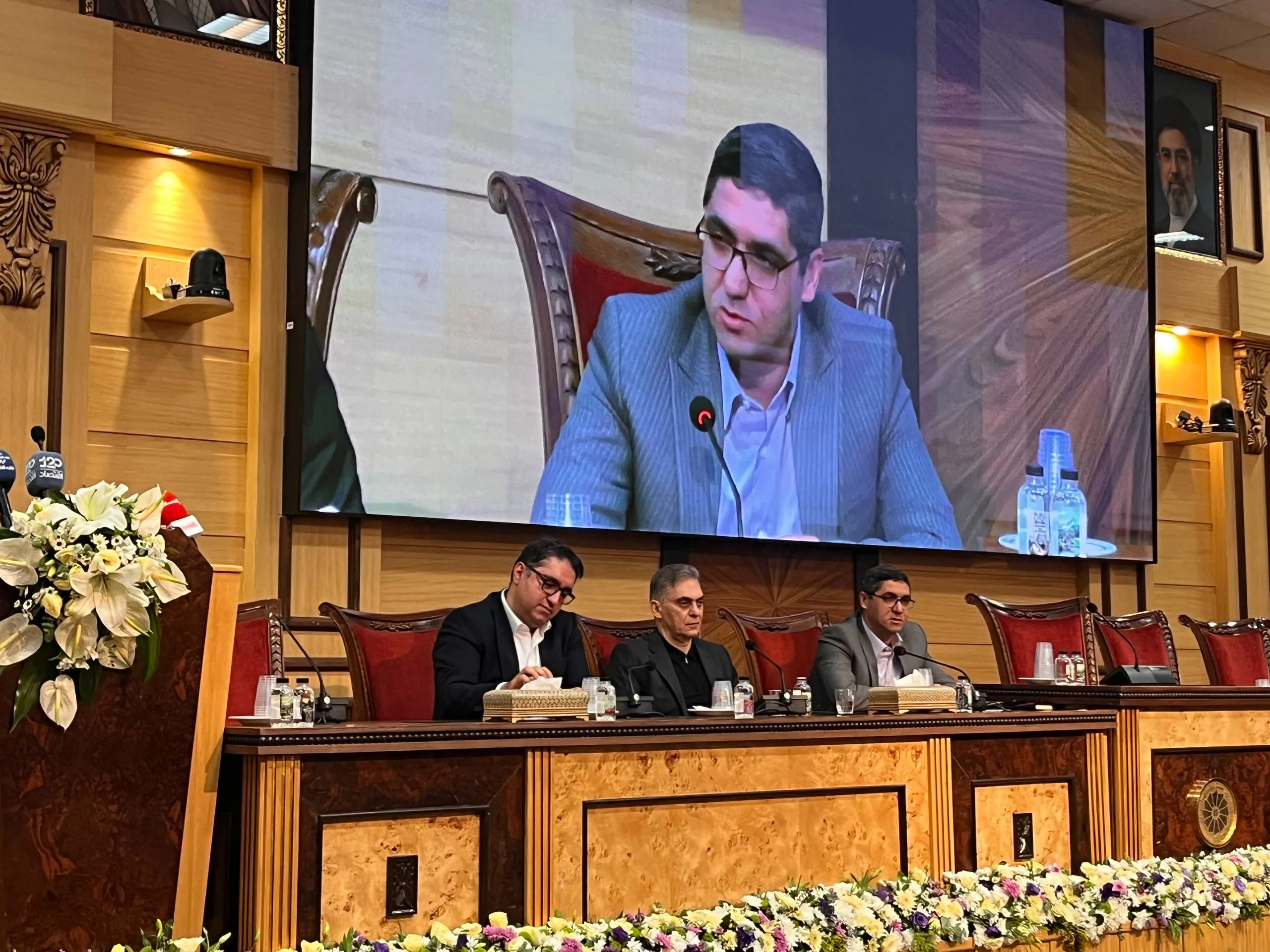 خبر مهم برای صادرکنندگان | محدودیت‌های بازگشت ارز در مسیر اصلاح
