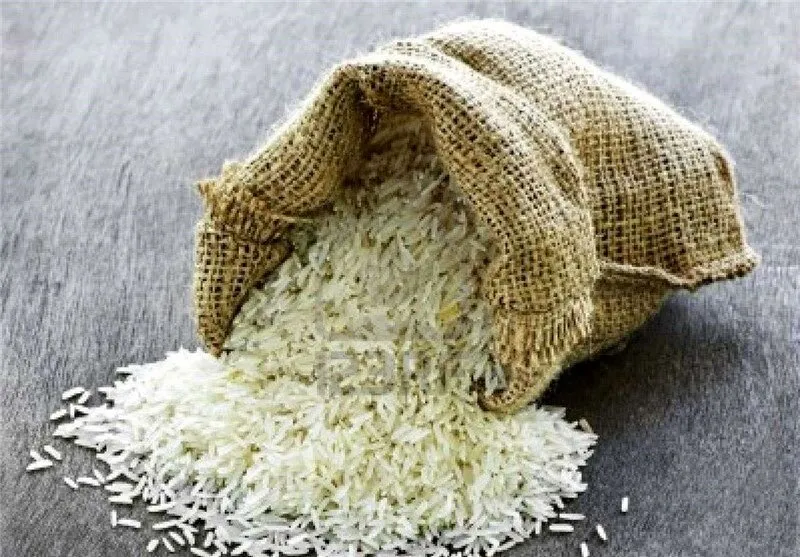 سفره مردم در آستانه گرانی تازه / قیمت مواد غذایی با دلار ۲۷۰ هزار تومانی چه می‌شود؟