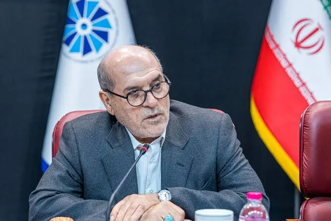 نجفی‌عرب: اقتصاد ایران با ۸ بحران عمیق روبه‌روست | آسیب به کسب‌وکارها بحران برای تمام جامعه است