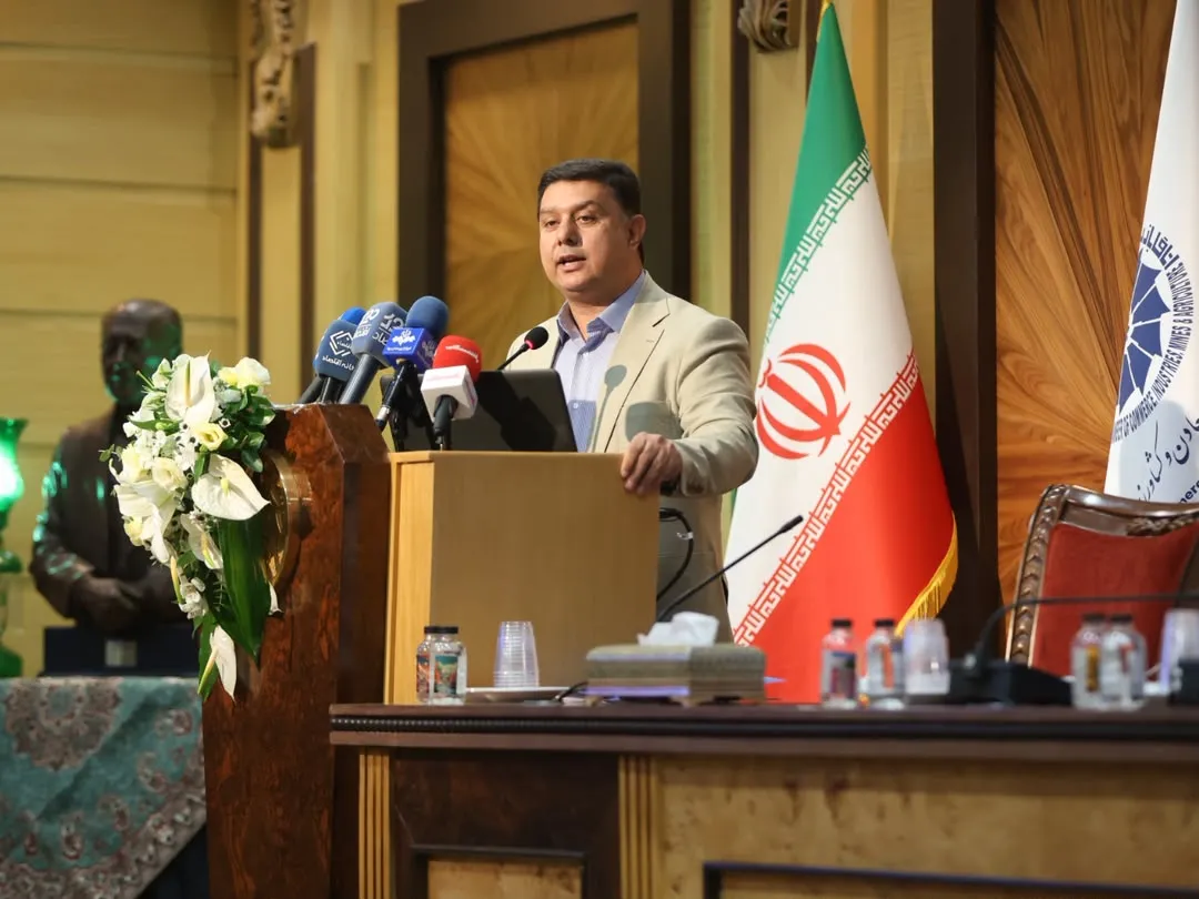 نقوی: پروژه‌های نیمه‌تمام روی دست دولت ماند | صادرات خدمات مهندسی ایران به ۲ میلیارد دلار هم نمی‌رسد